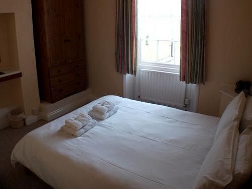 Olivers Guest House Уеймут Екстериор снимка